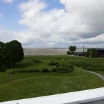 Luettke Juwel, Mit Traumhaftem Seeblick