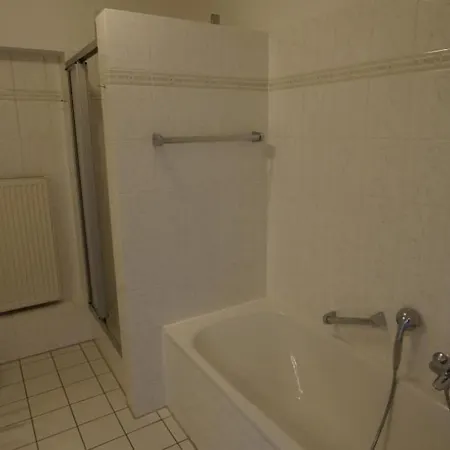 Luettke Juwel, Mit Traumhaftem Seeblick 伦布鲁