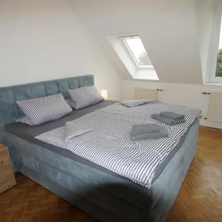 Luettke Juwel, Mit Traumhaftem Seeblick Dom wakacyjny Lembruch