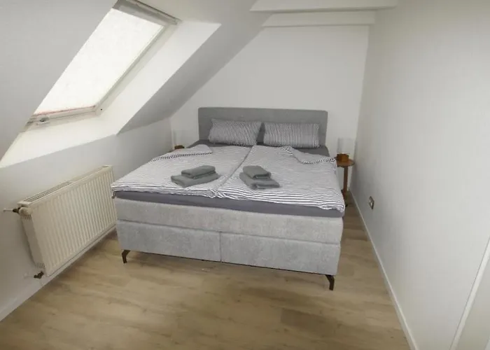 Luettke Juwel, Mit Traumhaftem Seeblick * למברוך